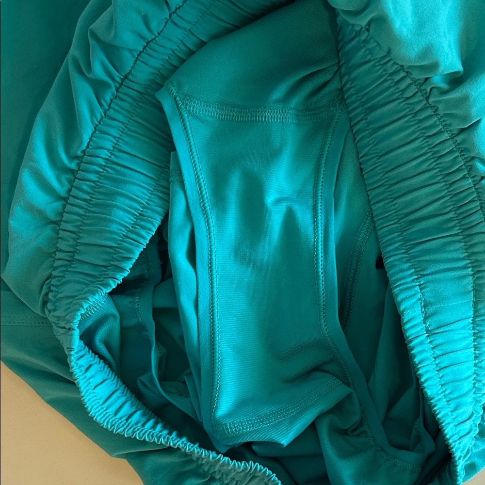 lululemon athletica Turquoise Pace Crush shorts - Picture 3 of 4